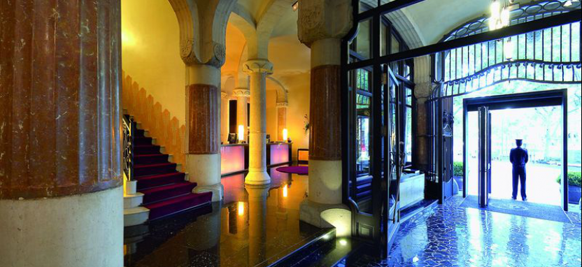 Casa Fuster 5* в Барселоне