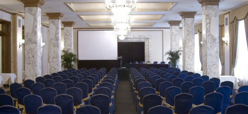 El Аvenida Рalace 4* в Барселоне