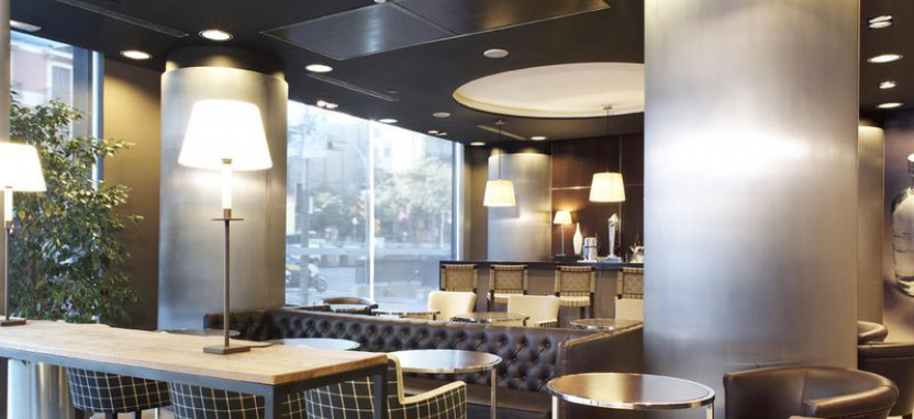 Hotel Barcelona Universal 4* в Барселоне