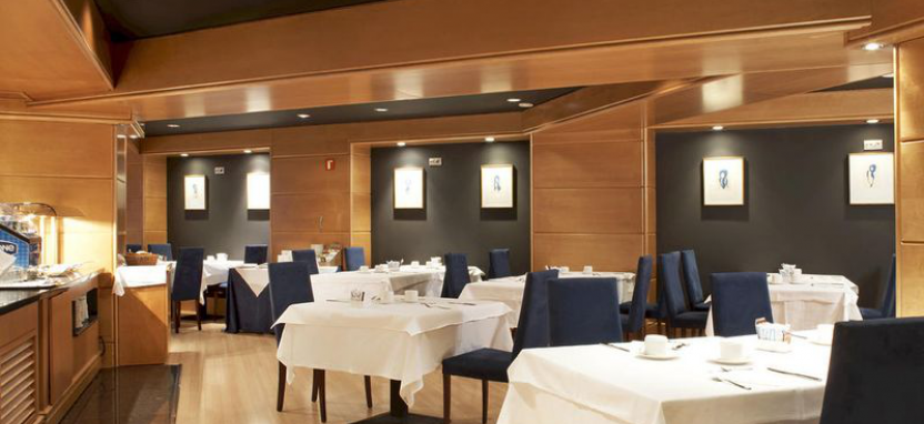 Hotel Barcelona Universal 4* в Барселоне