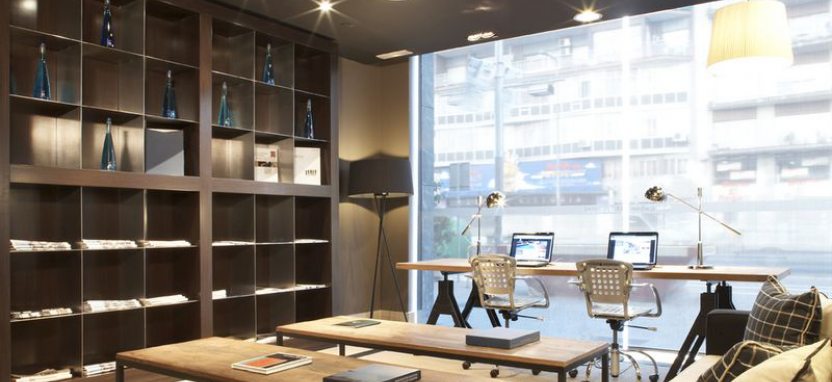 Hotel Barcelona Universal 4* в Барселоне