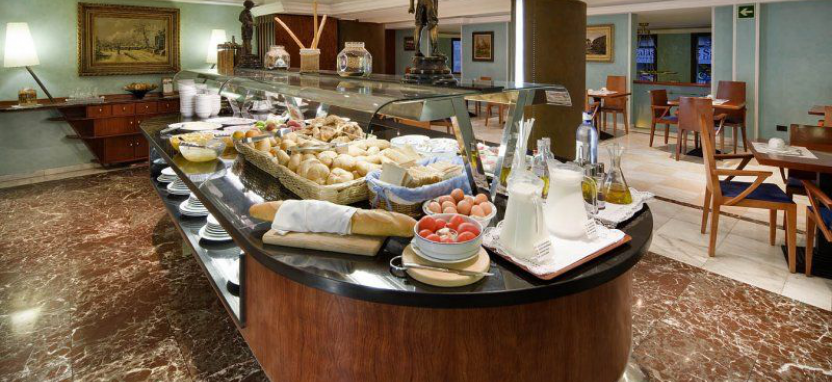 Gran Hotel Barcino 4* в Барселоне