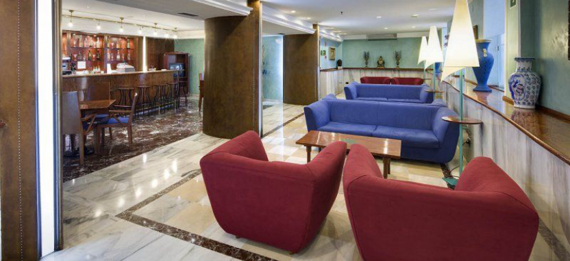 Gran Hotel Barcino 4* в Барселоне