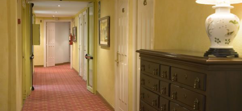 Colon Hotel Barcelona 4* в Барселоне