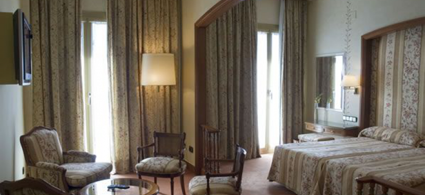 Colon Hotel Barcelona 4* в Барселоне