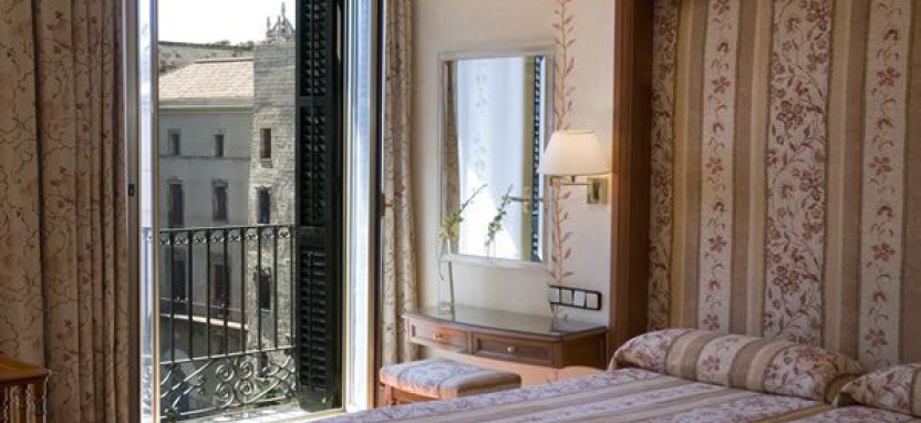 Colon Hotel Barcelona 4* в Барселоне