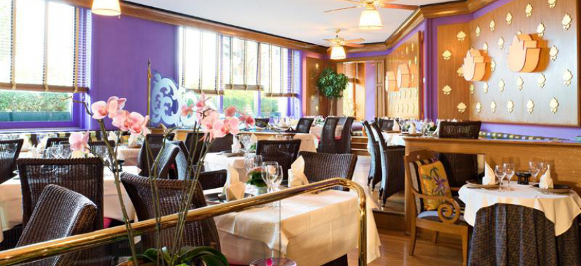 Beau-Rivage Geneva 5* в Женеве.