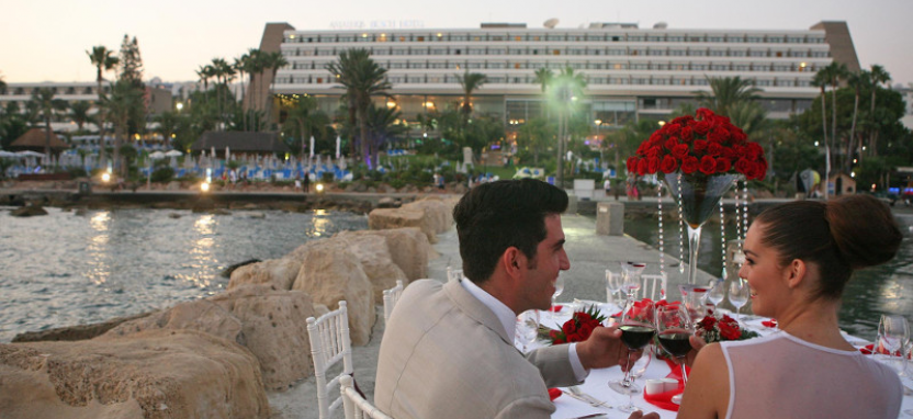 Amathus Beach Hotel Limassol 5* на острове Кипр.