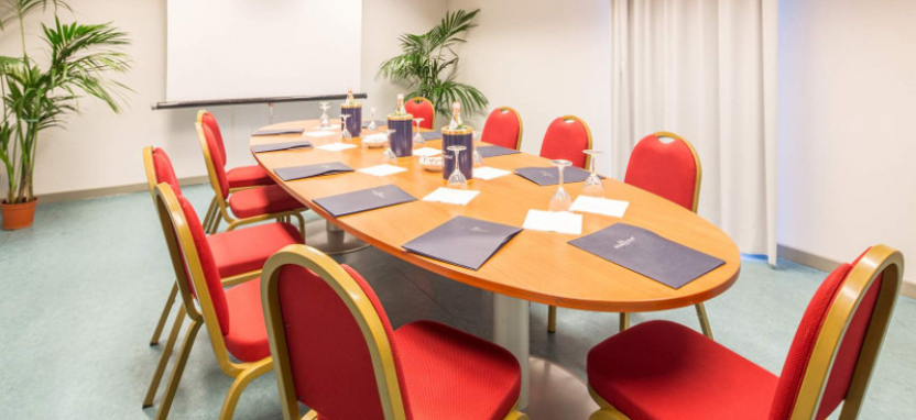 Atahotel Naxos Beach в Джардини Наксос на острове Сицилия забронировать отель.