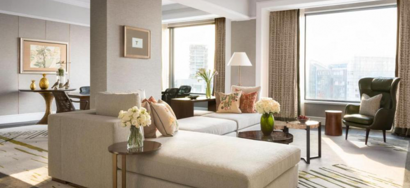 Four Seasons Hotel Singapore 5*