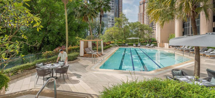 Four Seasons Hotel Singapore 5*