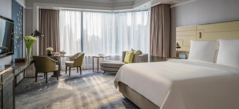 Four Seasons Hotel Singapore 5*