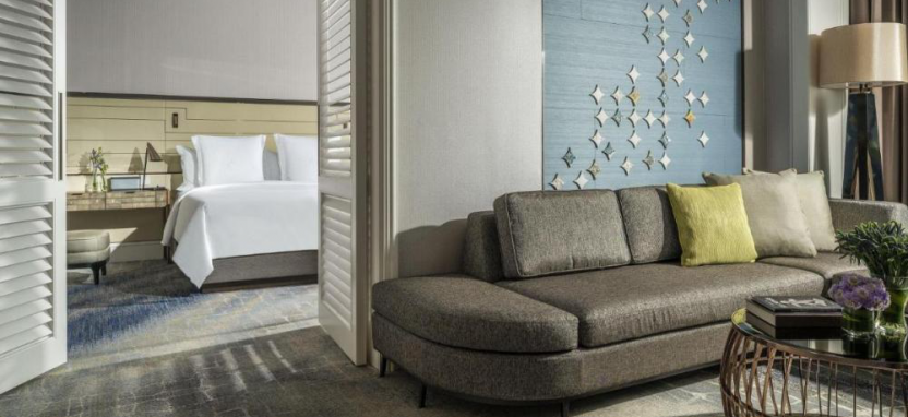 Four Seasons Hotel Singapore 5*