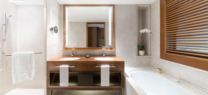 Shangri-La Singapore 5*