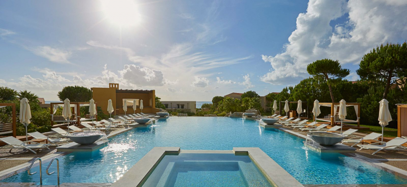 The Westin Resort Costa Navarino на полуострове Пелопоннес забронировать отель.