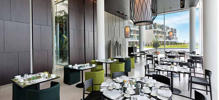 The Oberoi Beach Resort Al Zorah забронировать отель в Аджман.