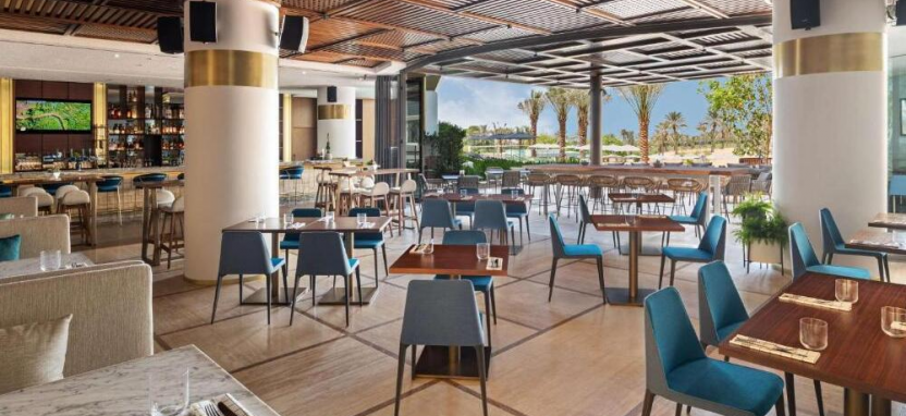 JA Beach Hotel 5* в Дубае.