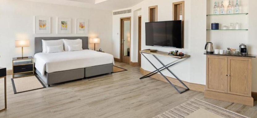 JA Beach Hotel 5* в Дубае.