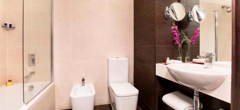 JA Beach Hotel 5* в Дубае.