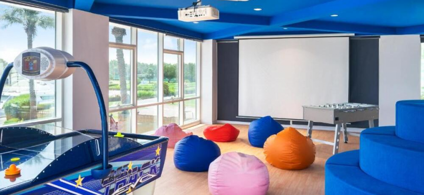 JA Beach Hotel 5* в Дубае.