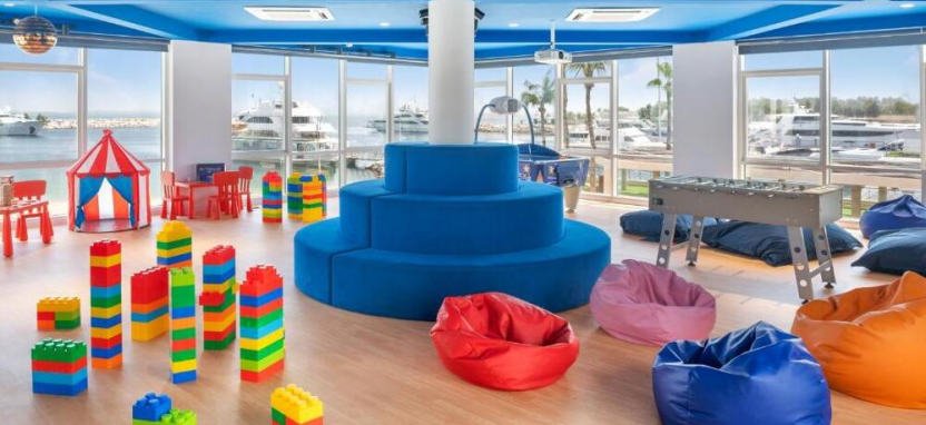 JA Beach Hotel 5* в Дубае.